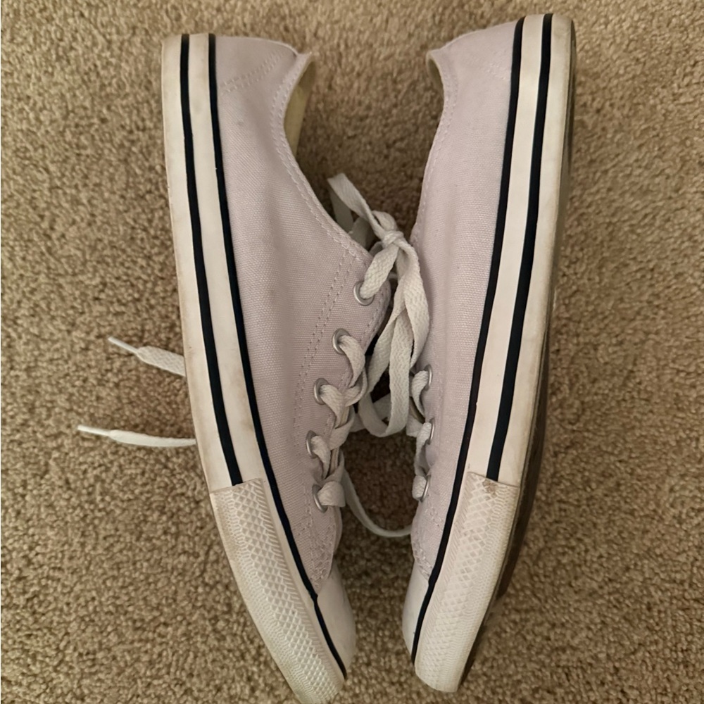 Converse Women's purple White Sneakers